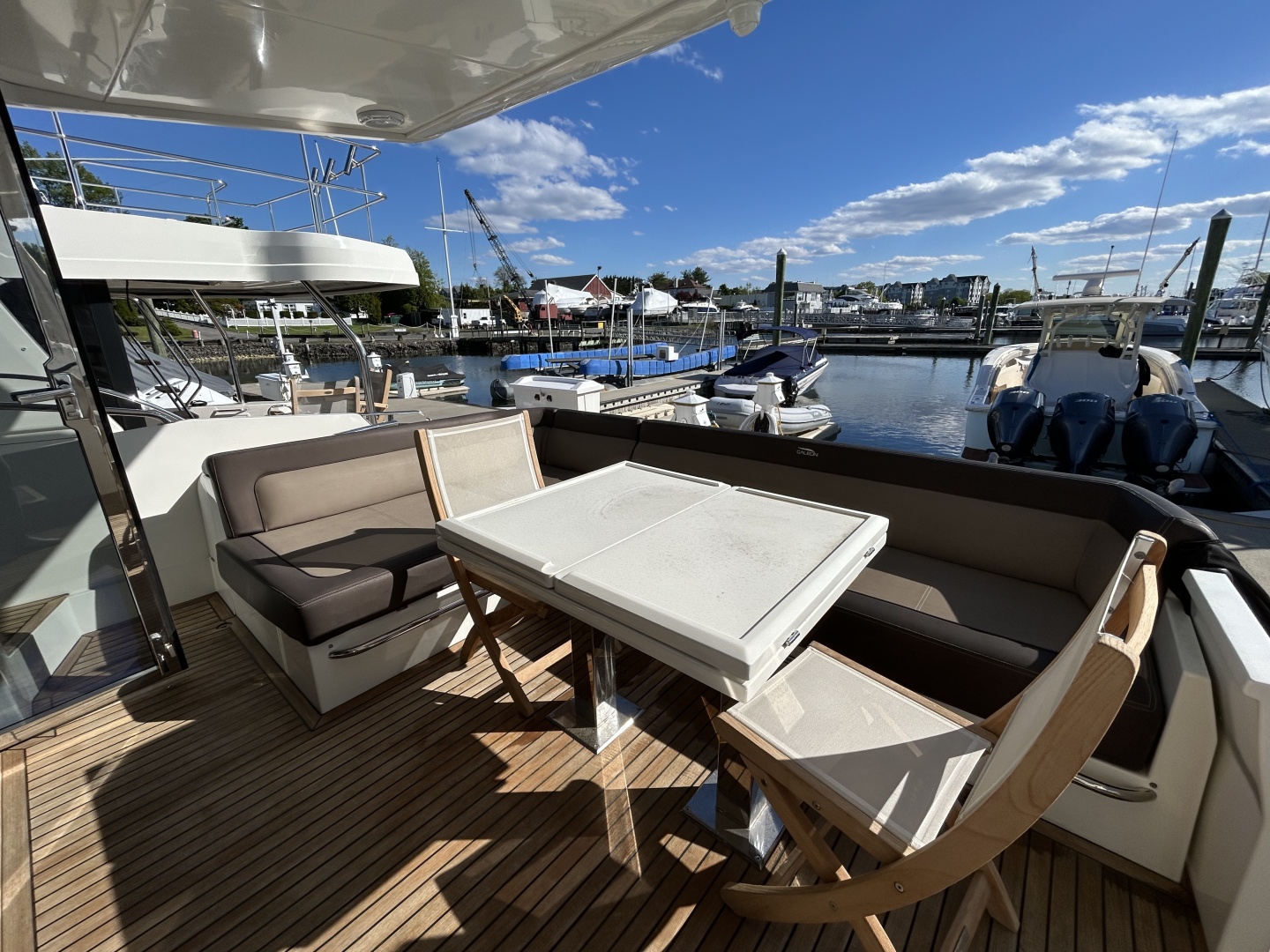 2019 Galeon 550 FLY