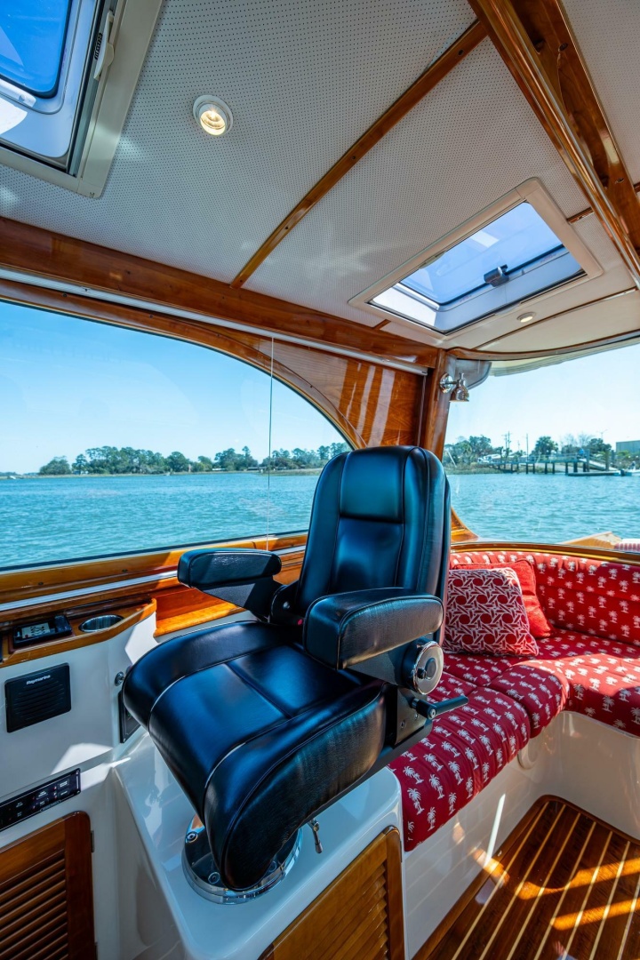 44ft Hinckley Yacht For Sale