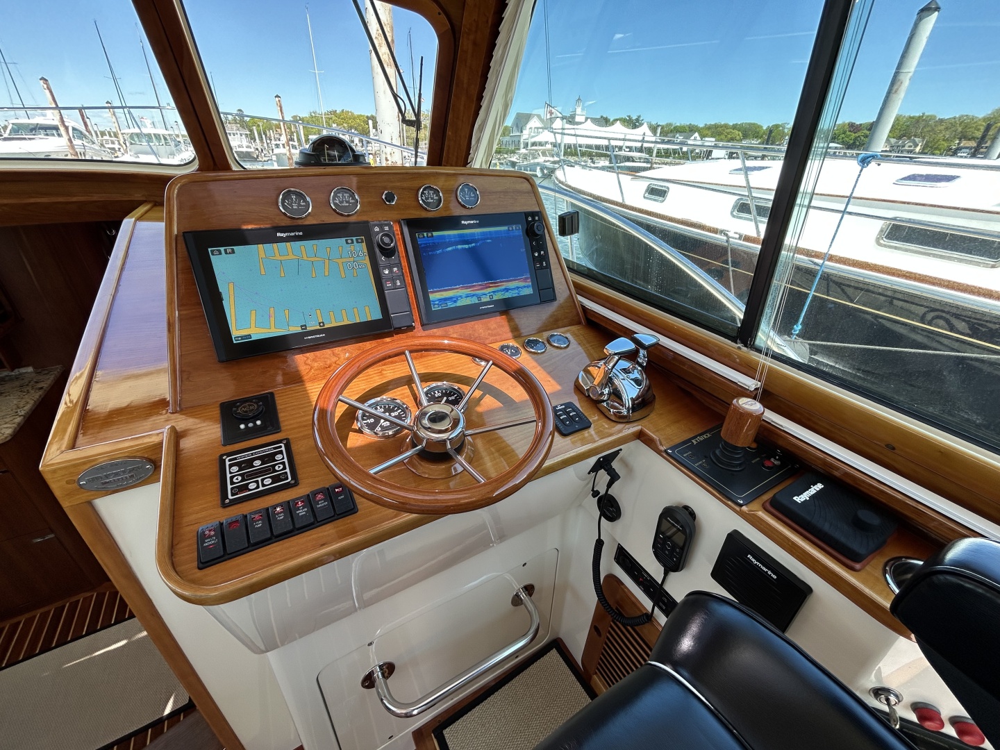 44ft Hinckley Yacht For Sale