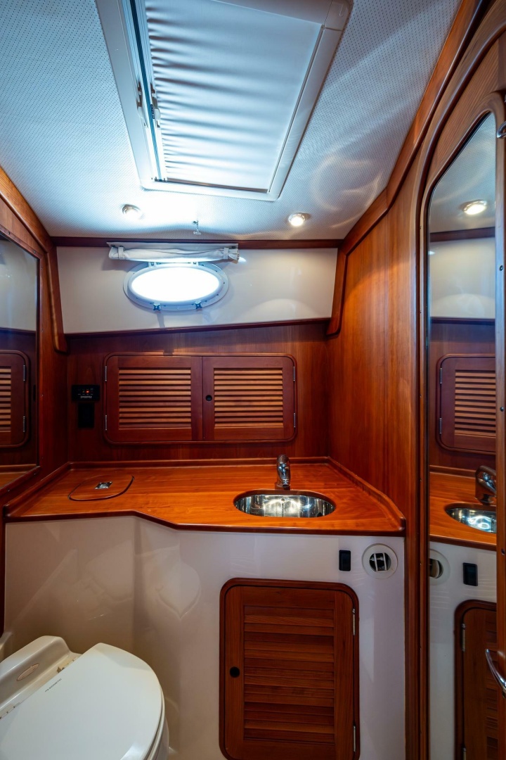 44ft Hinckley Yacht For Sale