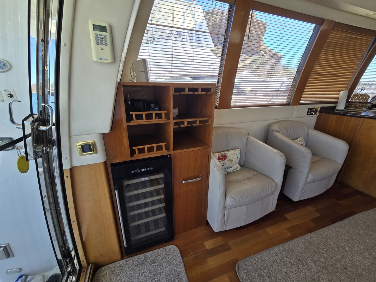 2001 Carver 570 Voyager Pilothouse