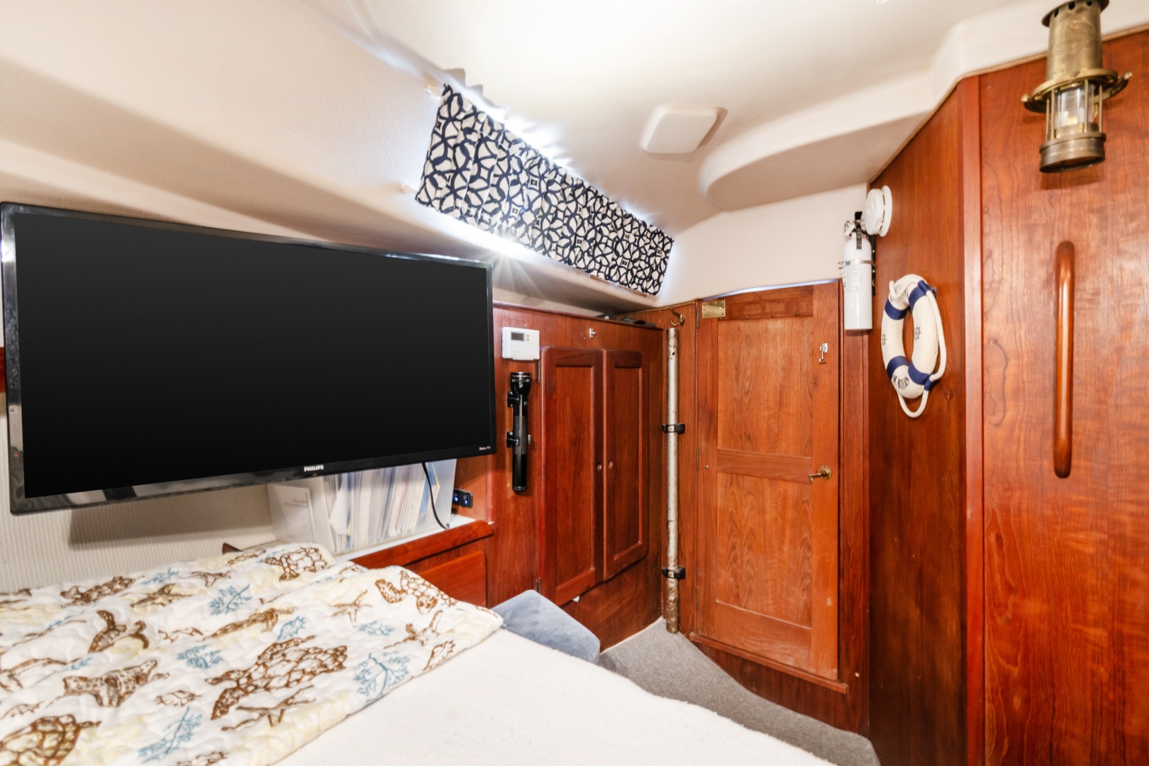 One Love 41ft Catalina Morgan Yacht For Sale