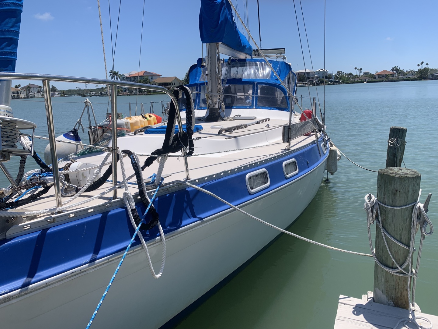 One Love 41ft Catalina Morgan Yacht For Sale