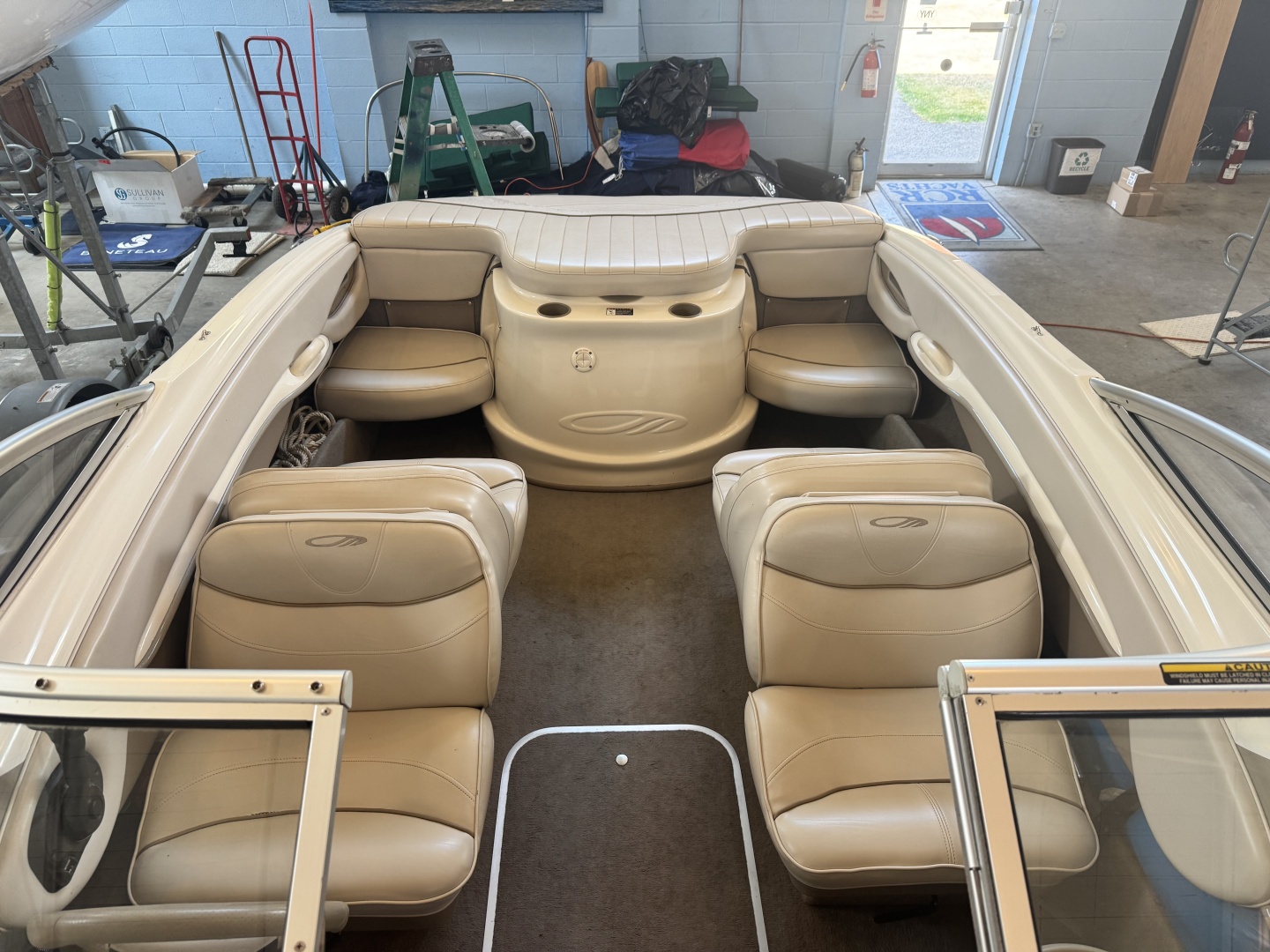 18ft Maxum Yacht For Sale