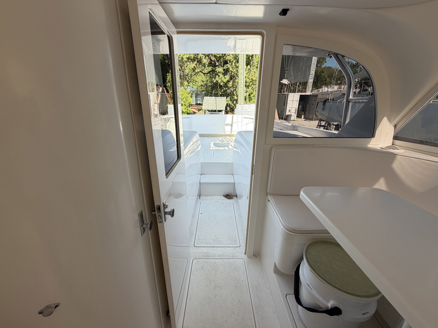 Mo Mo I 31ft Bertram Yacht For Sale