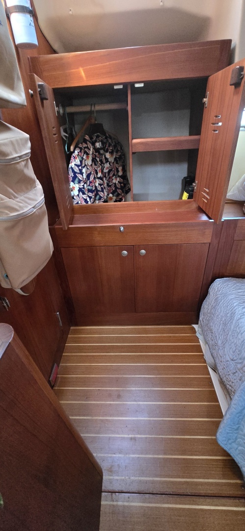 41ft Hunter Yacht For Sale