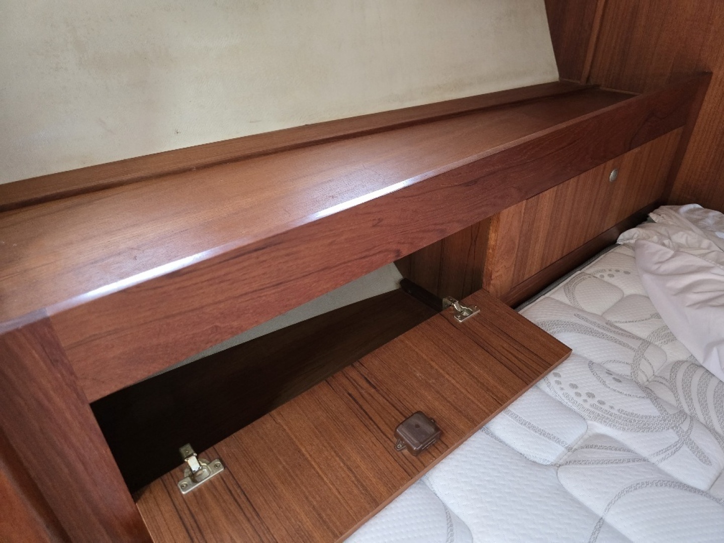 41ft Hunter Yacht For Sale 41ft Hunter Yacht For Sale