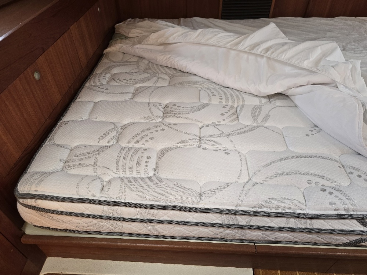 1998 Hunter 410