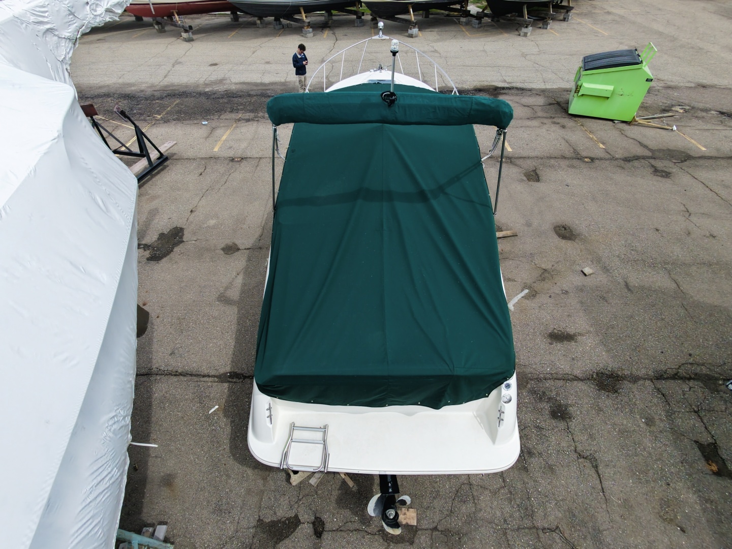 1998 Rinker 266 Fiesta Vee