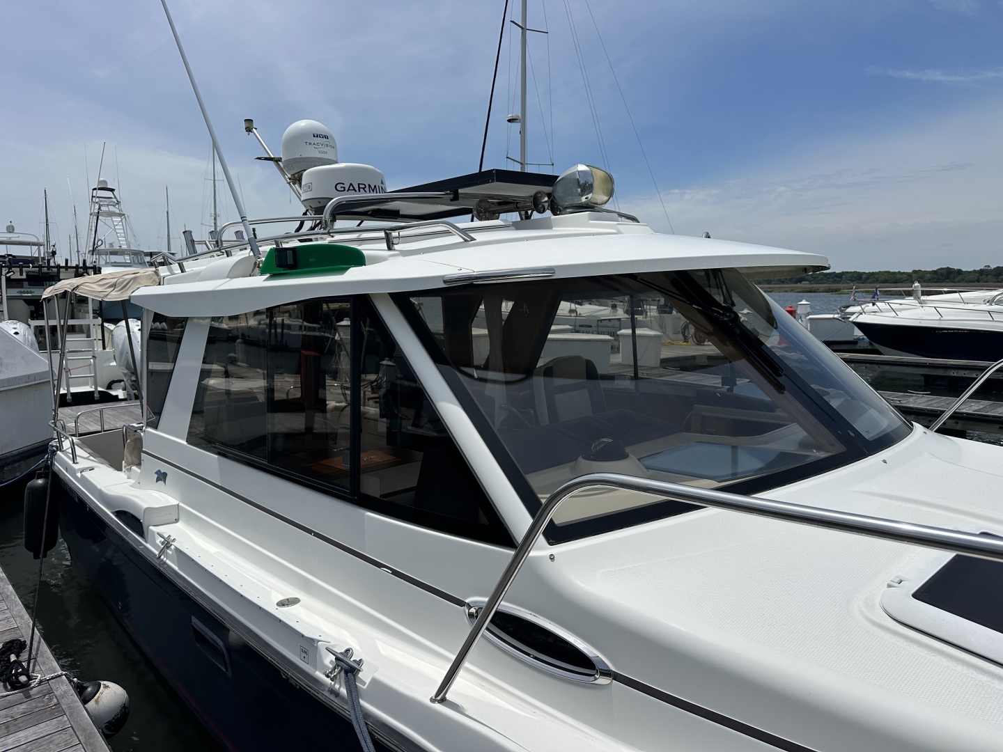 Seahorse 33ft Cutwater Yacht For Sale