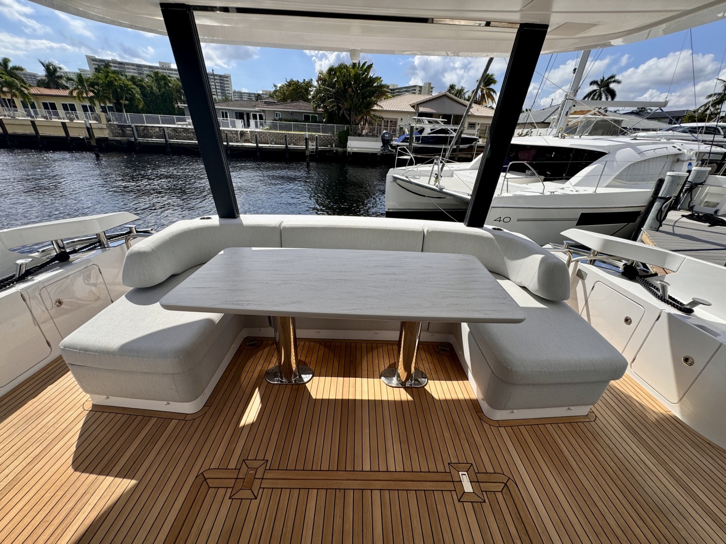 2025 Azimut 