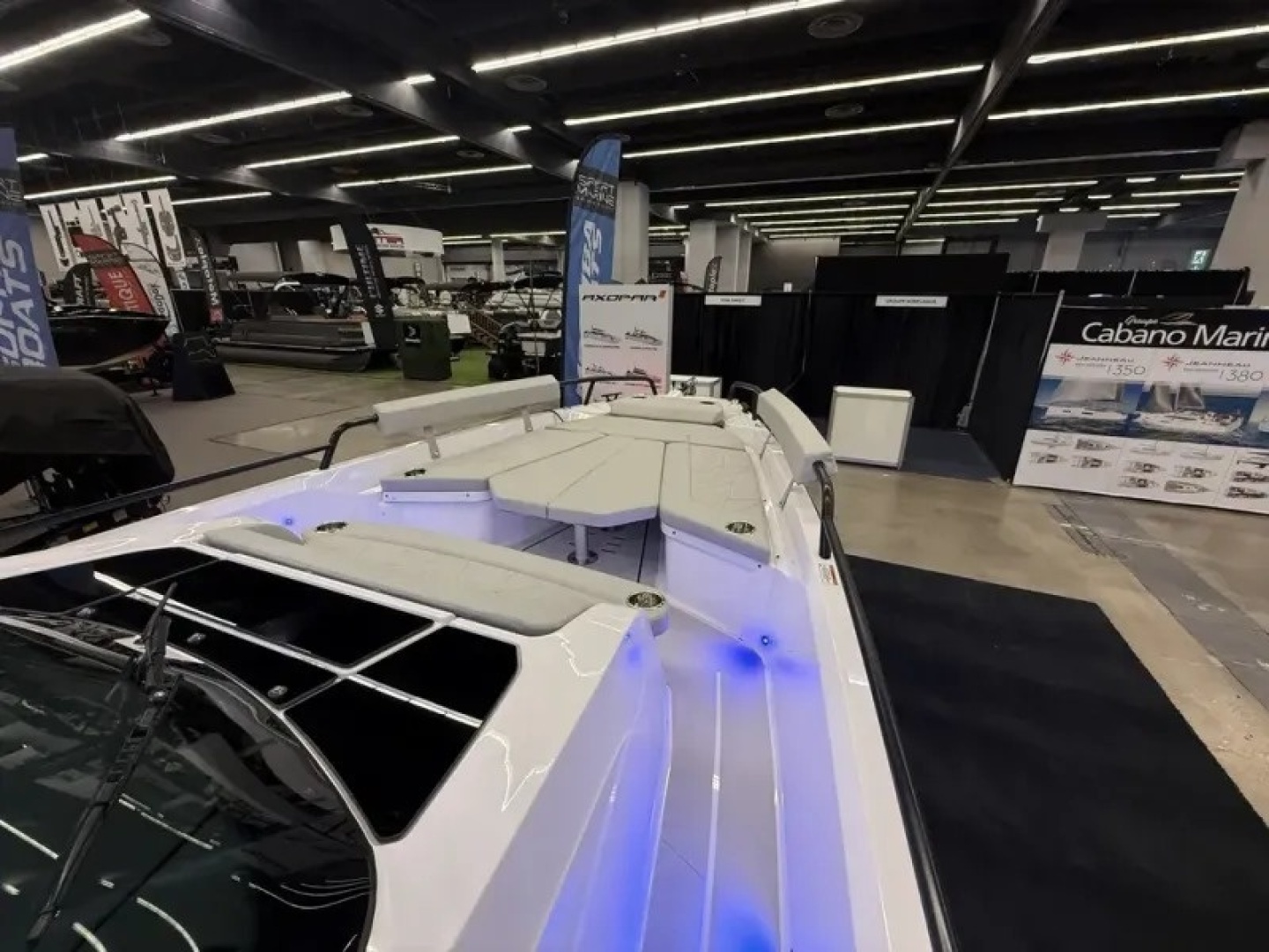 2026 Axopar 29 SUN TOP
