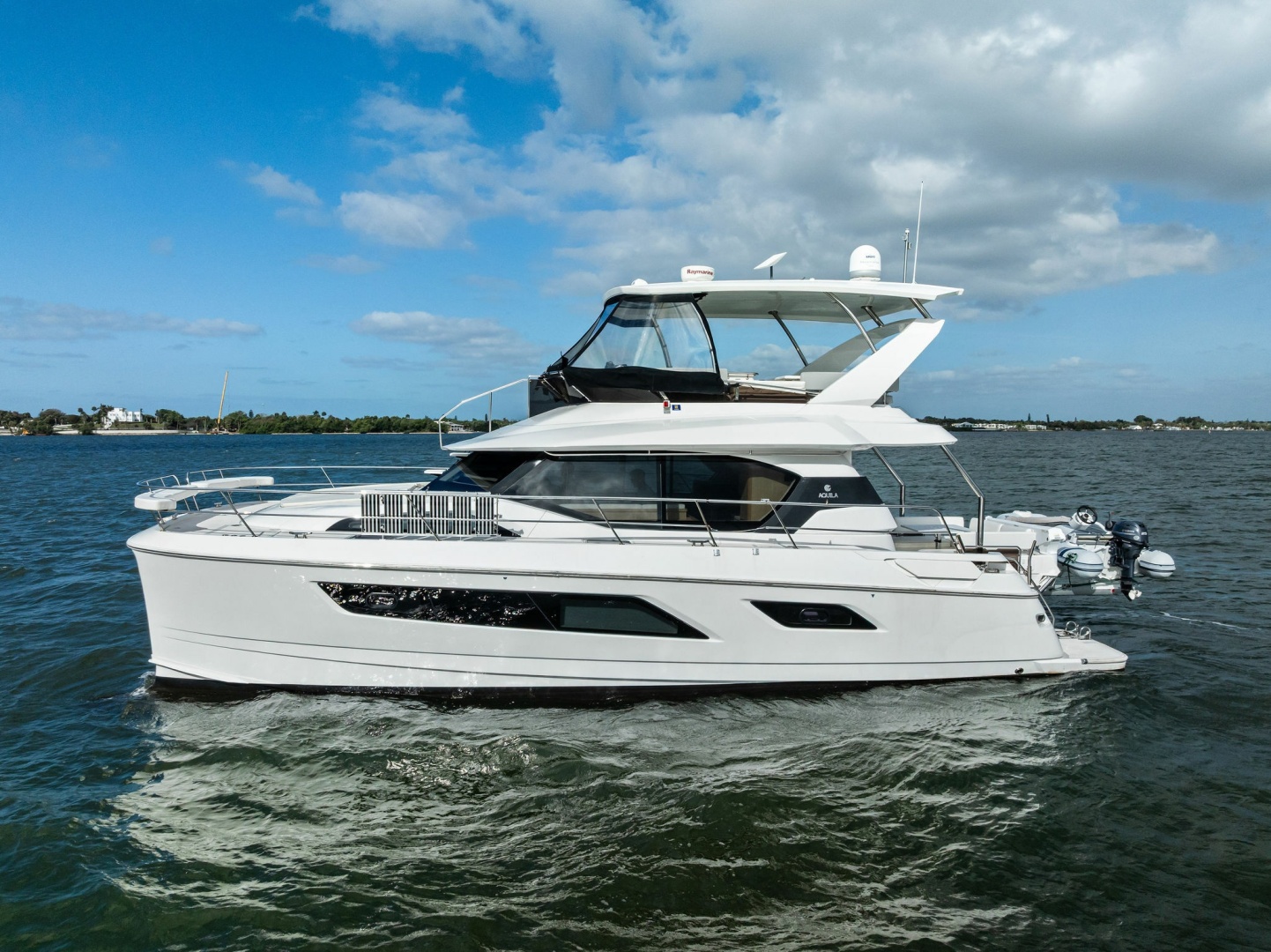 2021 Aquila 