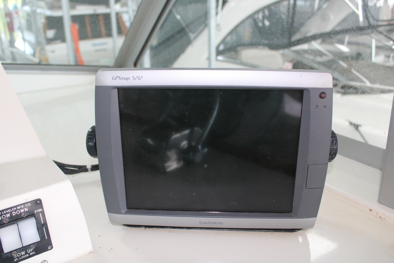 42 ft Bertram - Garmin Chartplotter