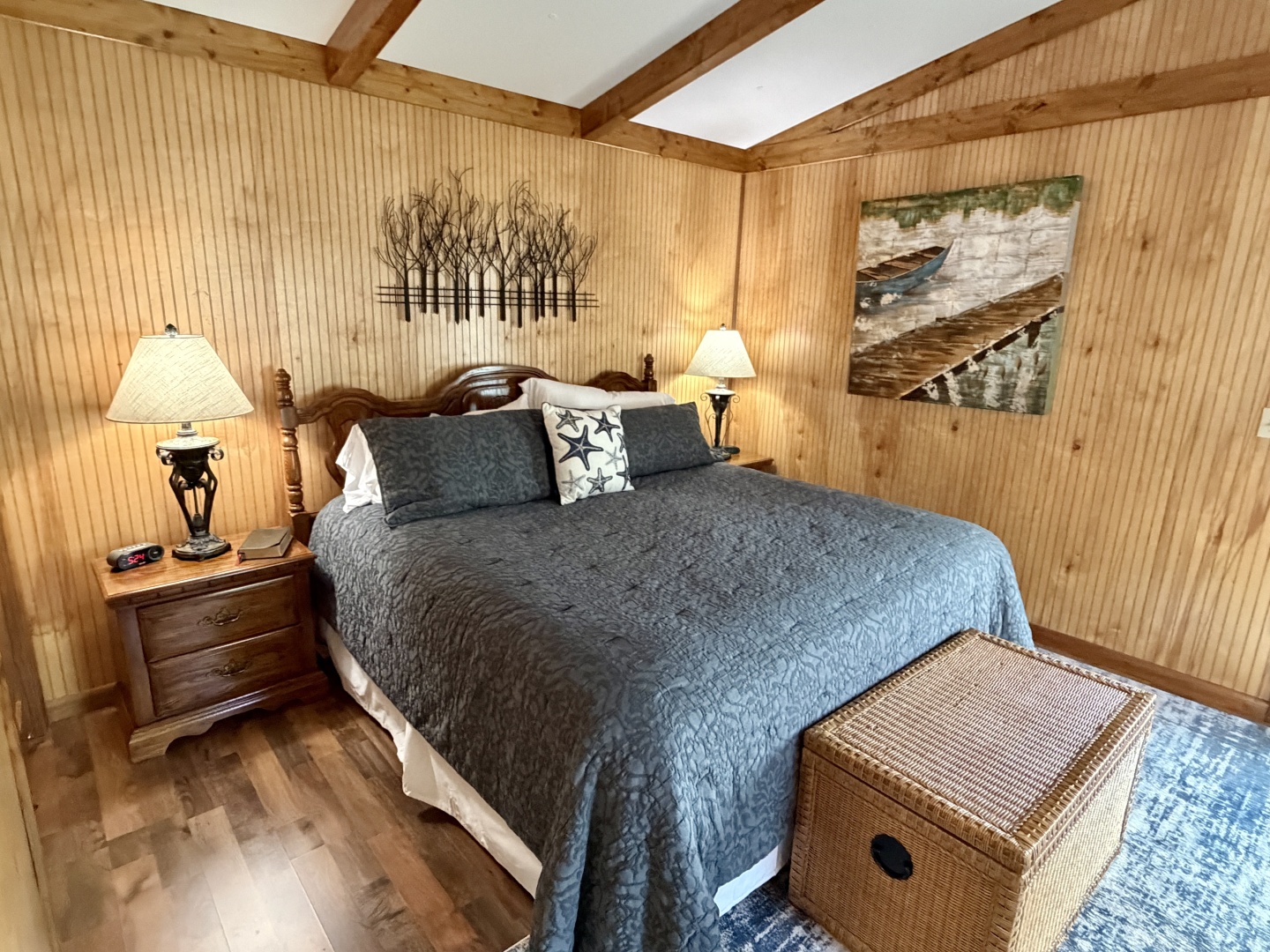 2002 Custom 20 x 53 Floating Cabin - Approx 999/sqft