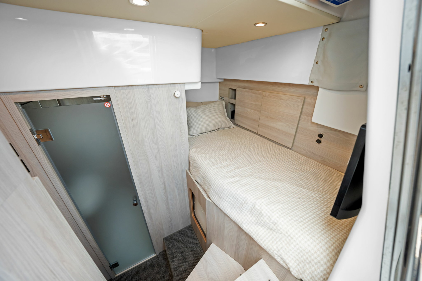 2025 Azimut 68 FLY