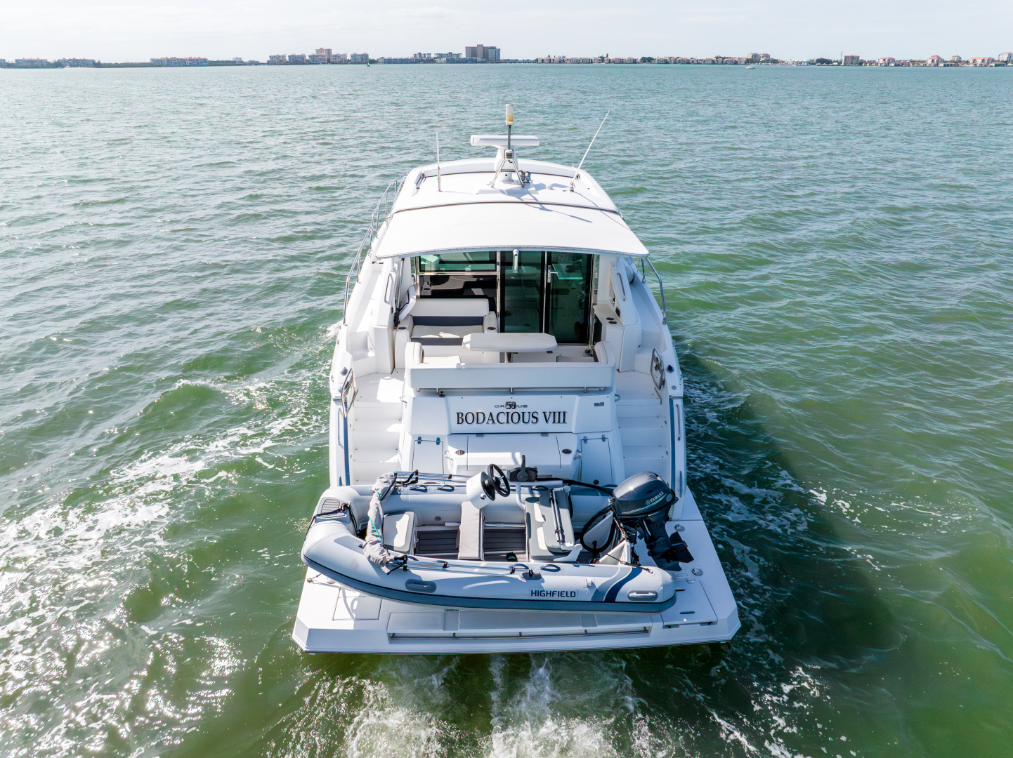 2018 Cruisers Yachts 50 CANTIUS