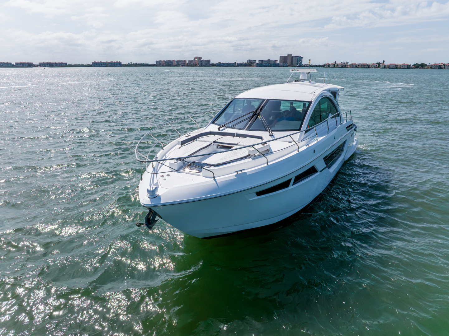 2018 Cruisers Yachts 50 CANTIUS