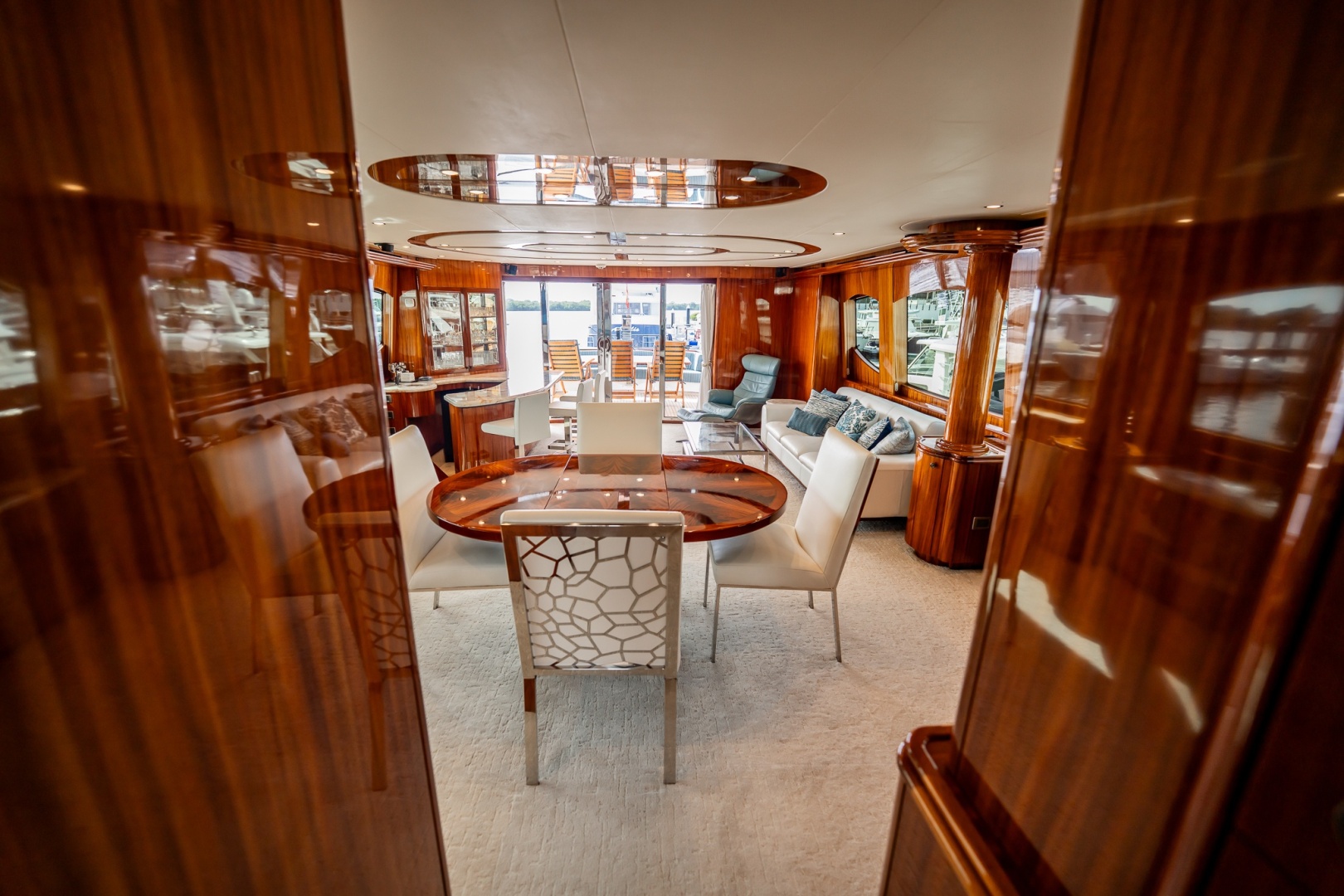 Breakaway 80ft Hatteras Yacht For Sale Breakaway 80ft Hatteras Yacht For Sale