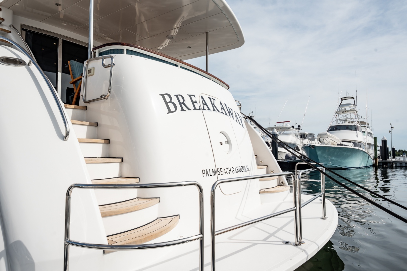 Breakaway 80ft Hatteras Yacht For Sale Breakaway 80ft Hatteras Yacht For Sale