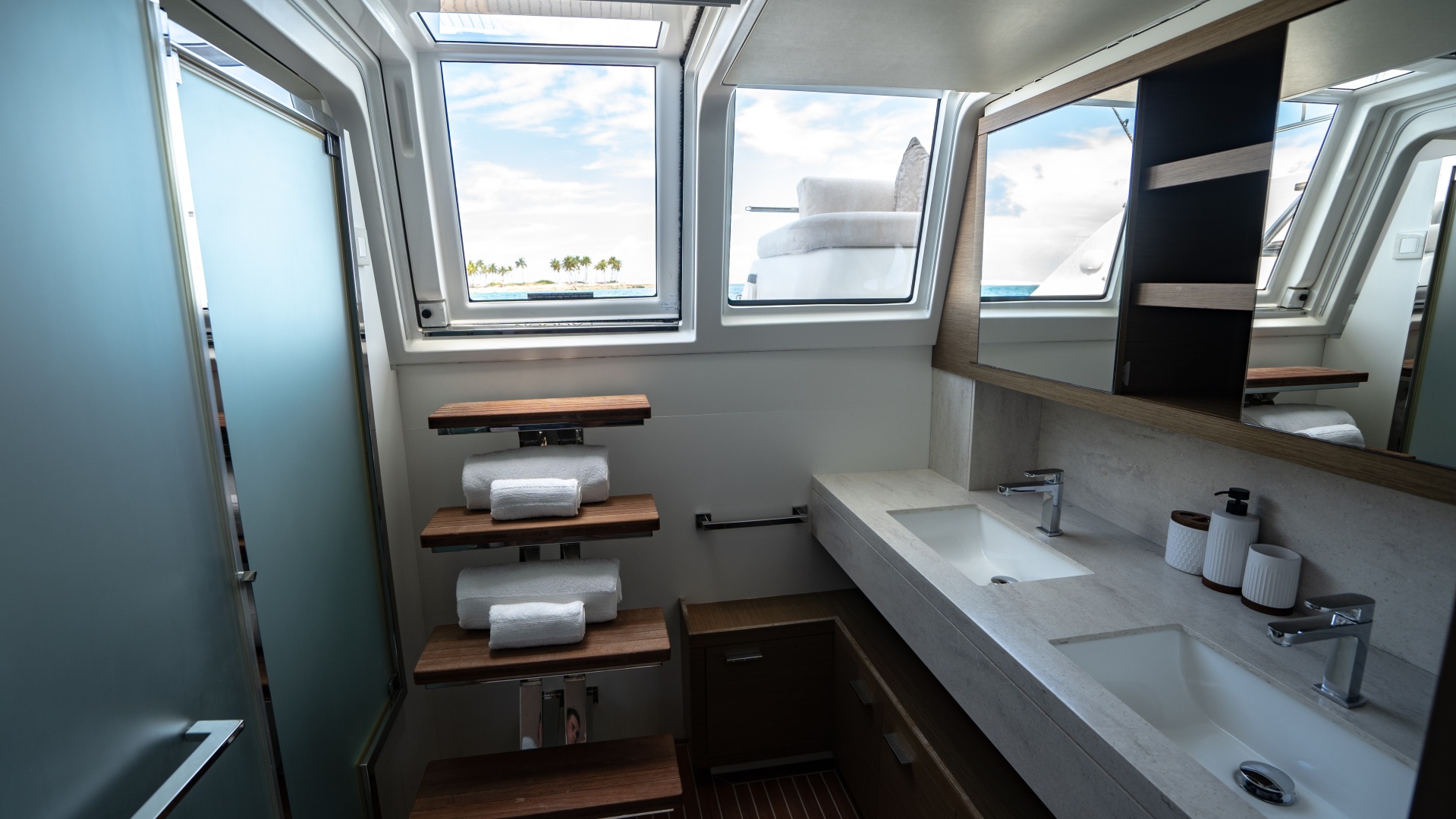 2018 Lagoon 630 Motor Yacht