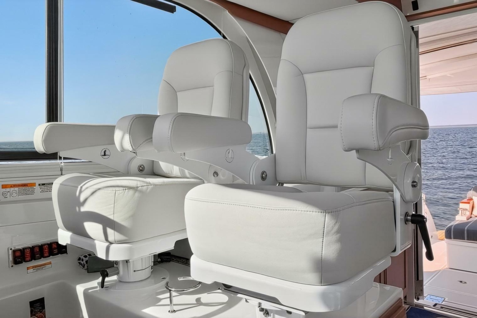 2024 Back Cove 390