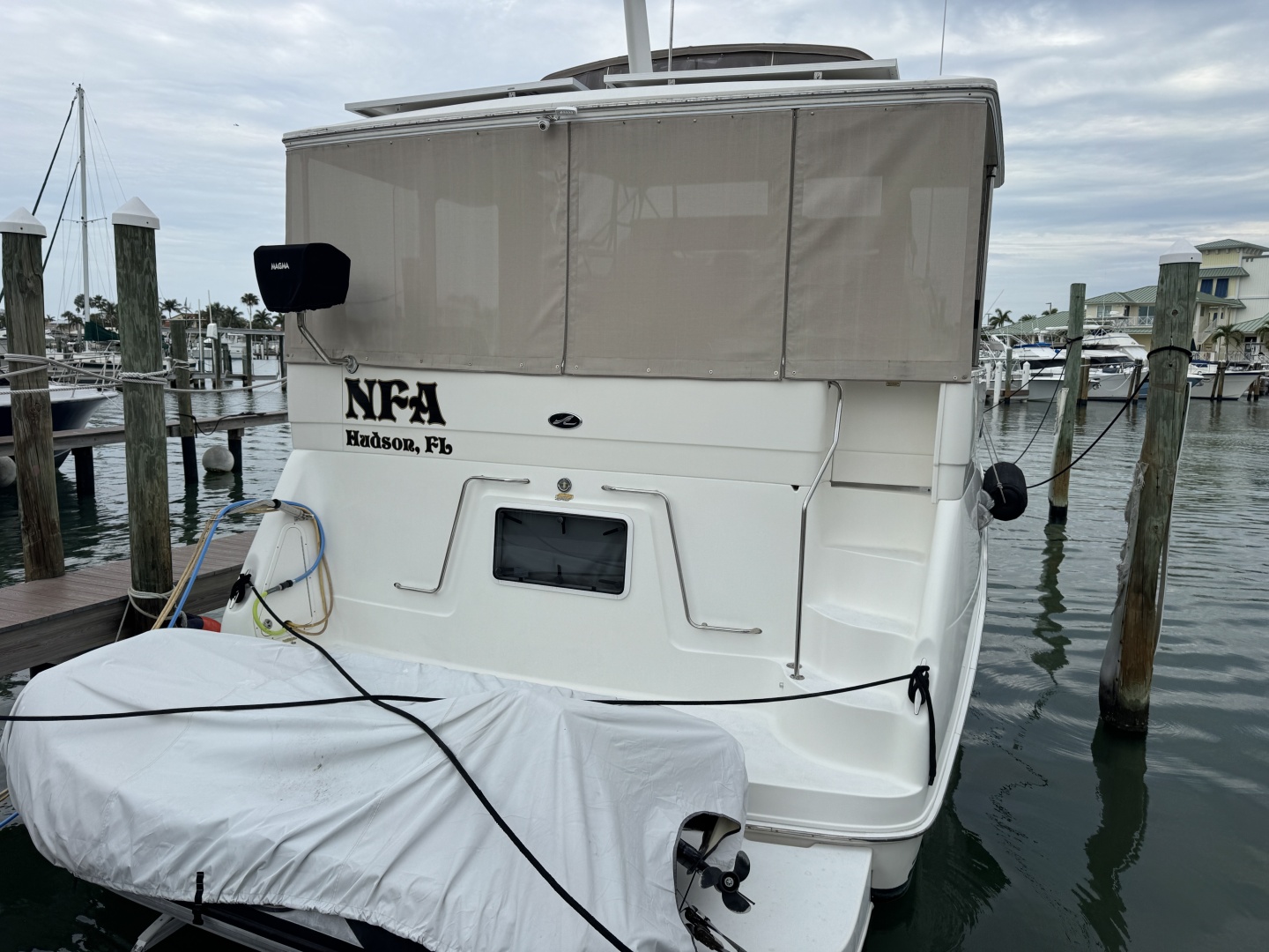 2001 Sea Ray 380 Aft Cabin