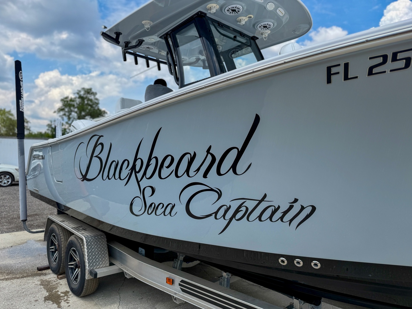 26ft Sportsman Yacht For Sale