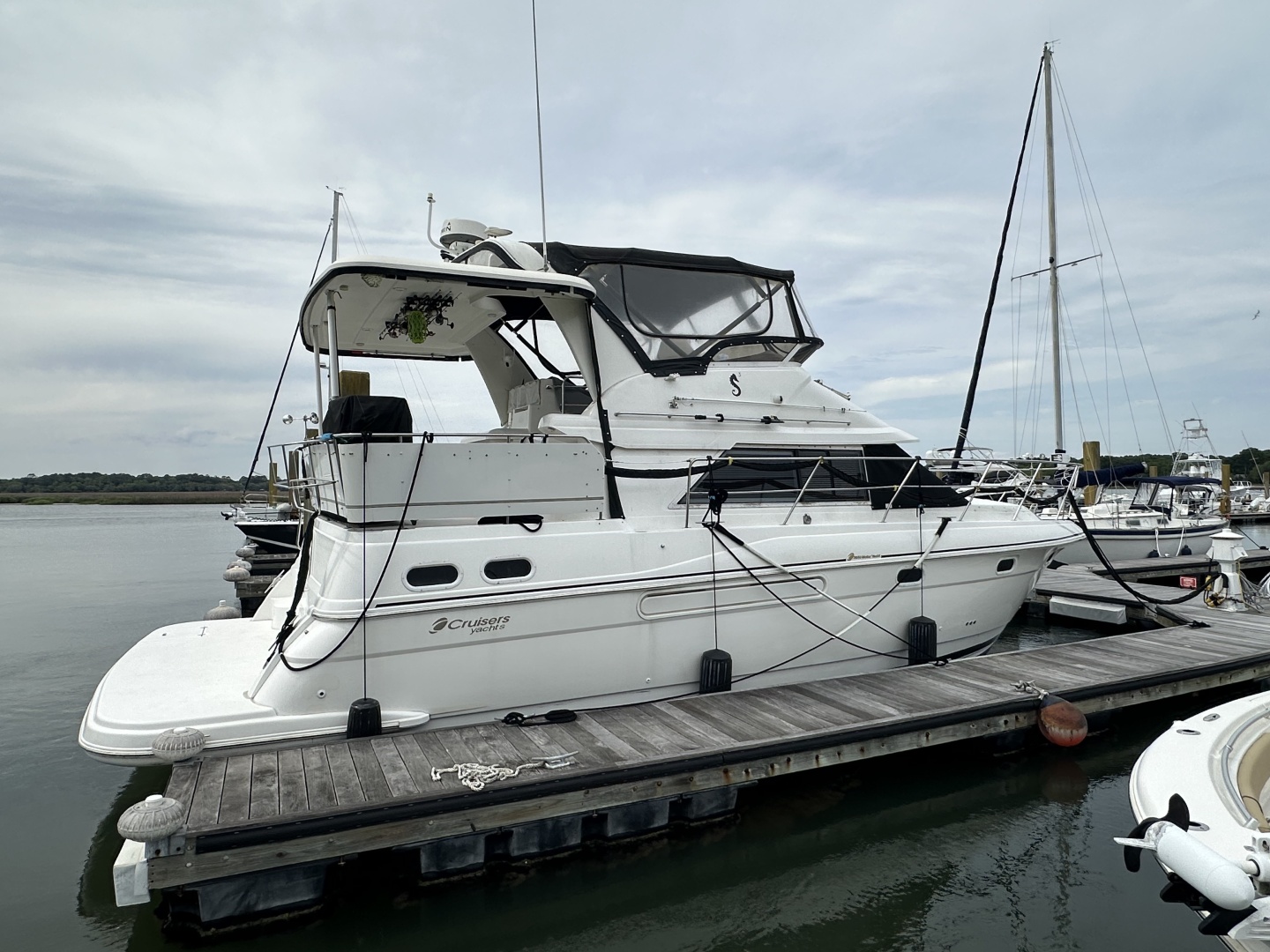 Seahorse III 39ft Cruisers Yachts Yacht For Sale Seahorse III 39ft Cruisers Yachts Yacht For Sale