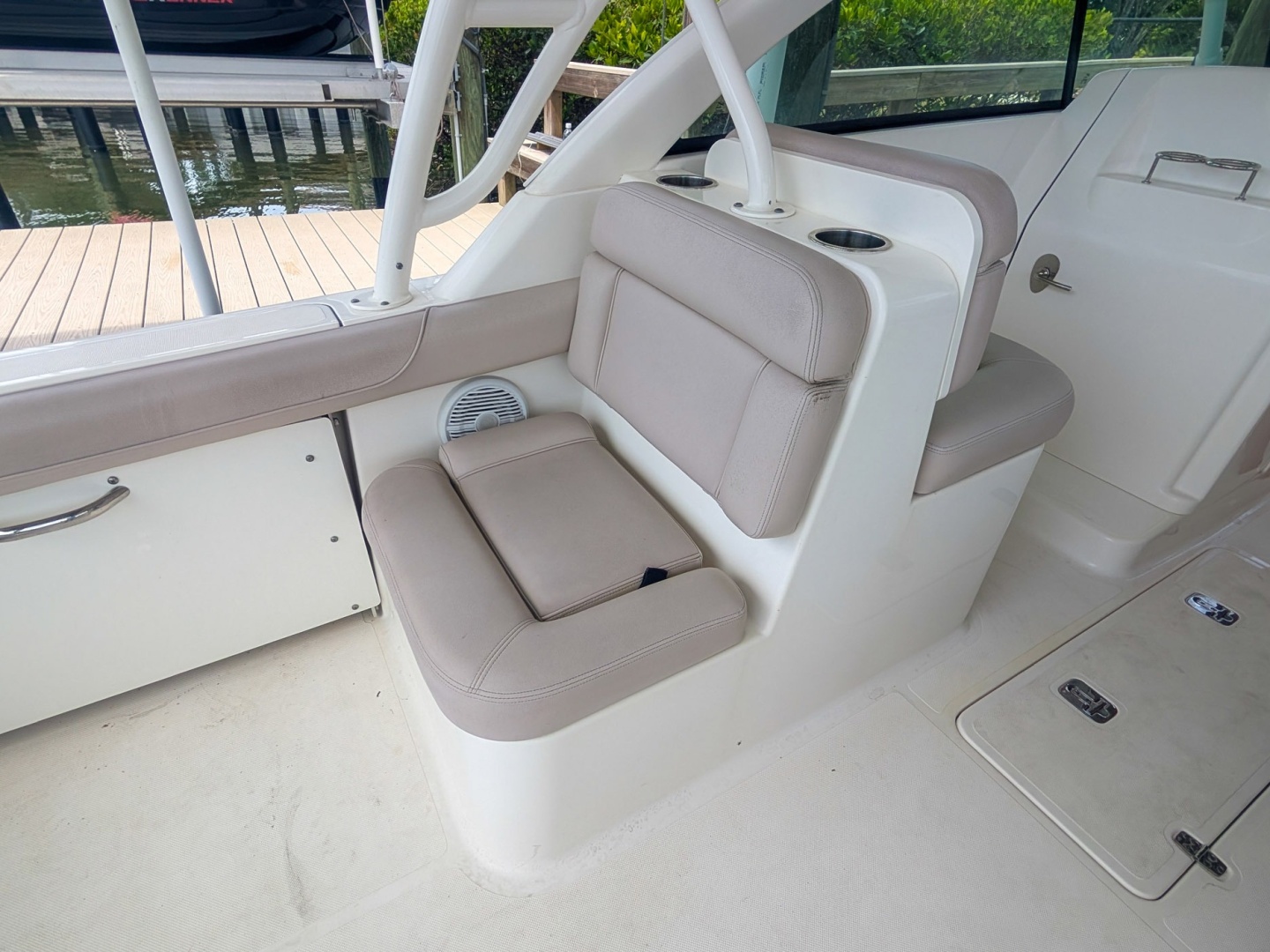 2015 Pursuit DC 265 Dual Console
