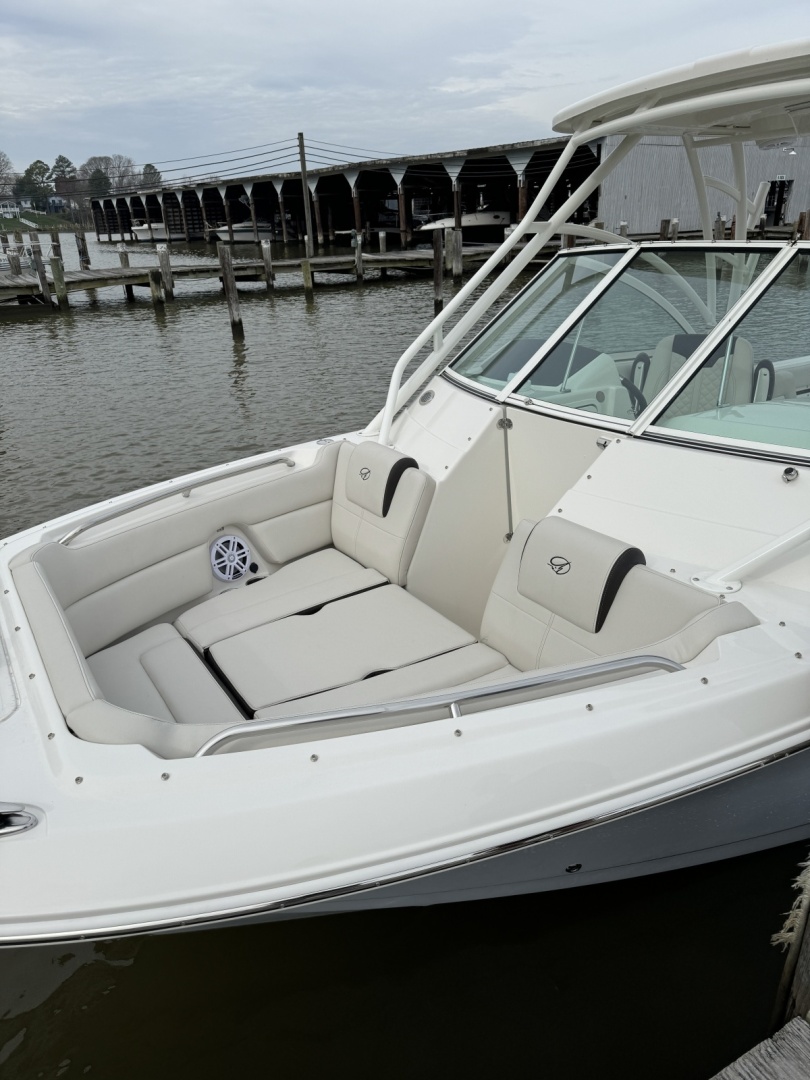 2024 Sailfish 245 DC