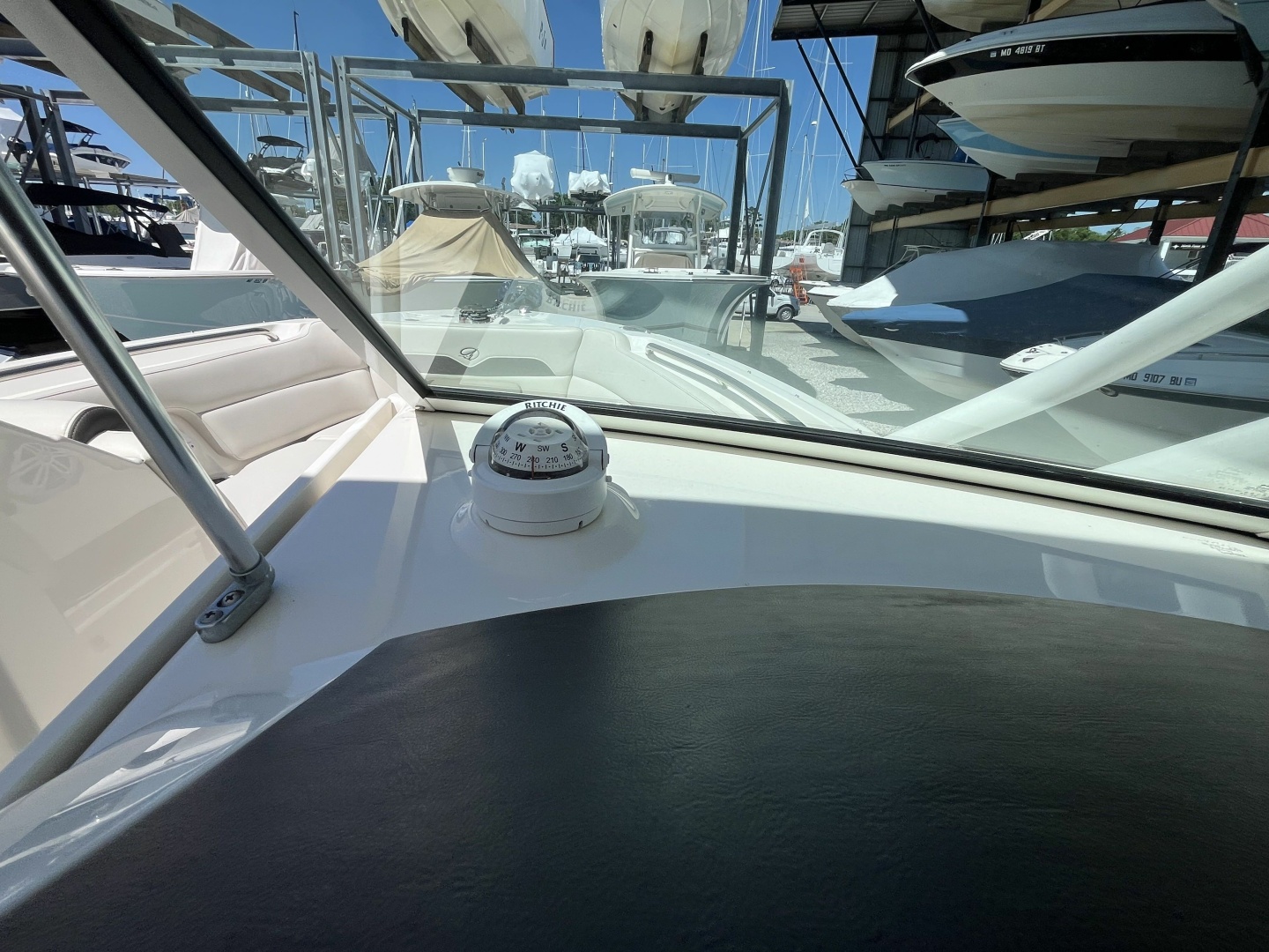 2024 Sailfish 245 DC