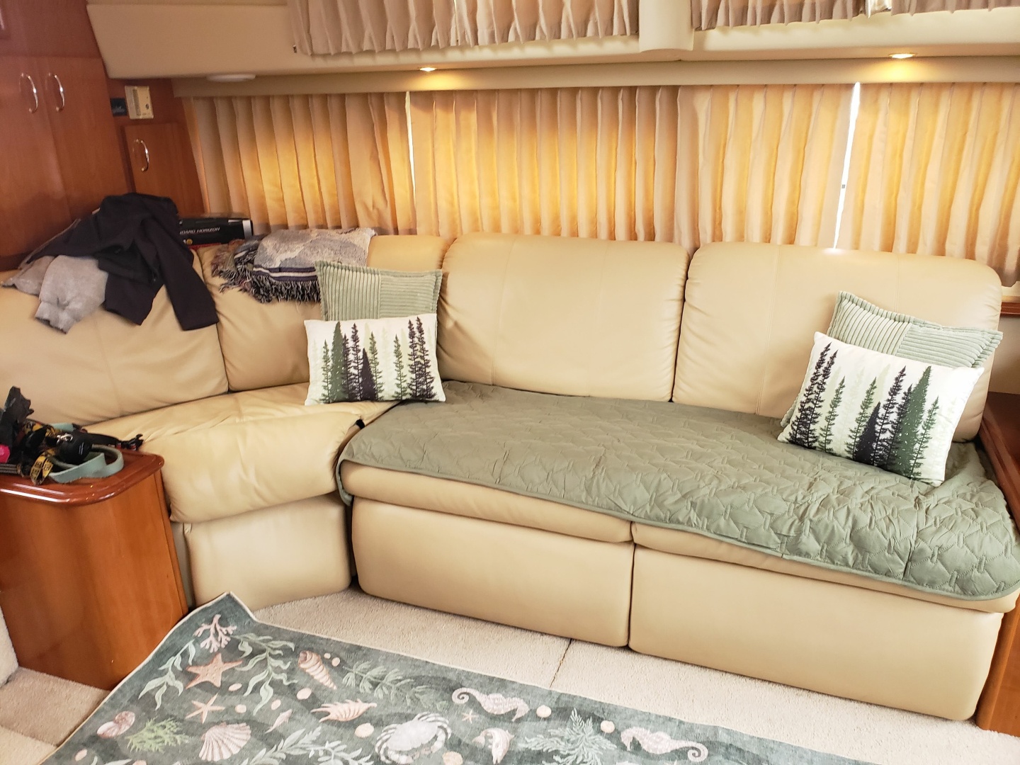 2005 Carver 444 Motor Yacht