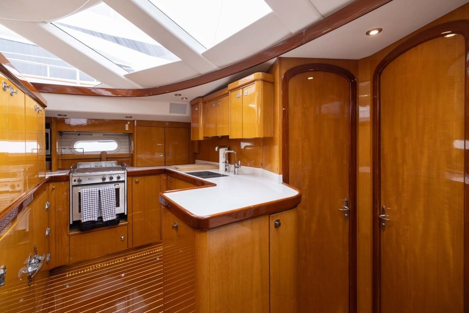 VENTURE 76ft Admiral Marine Yacht For Sale