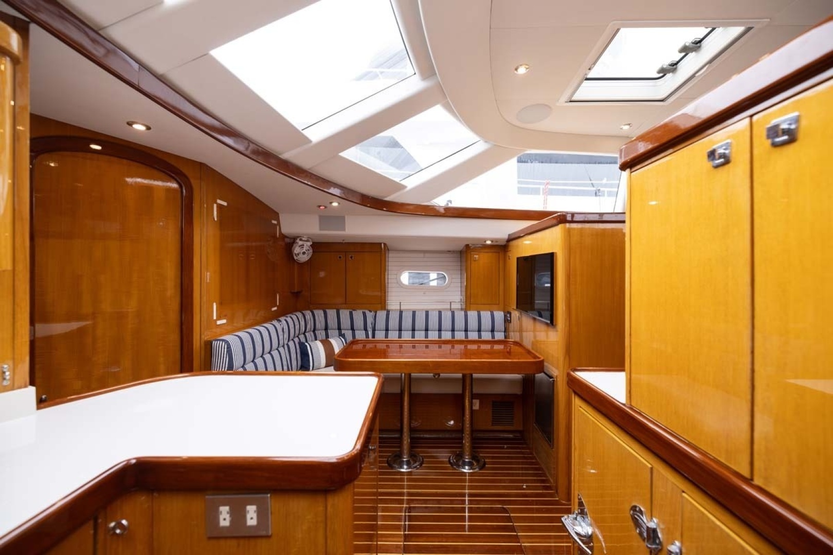 VENTURE 76ft Admiral Marine Yacht For Sale
