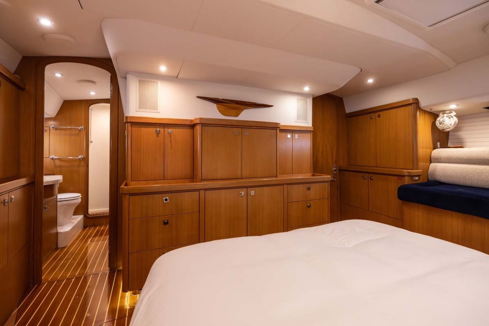 VENTURE 76ft Admiral Marine Yacht For Sale