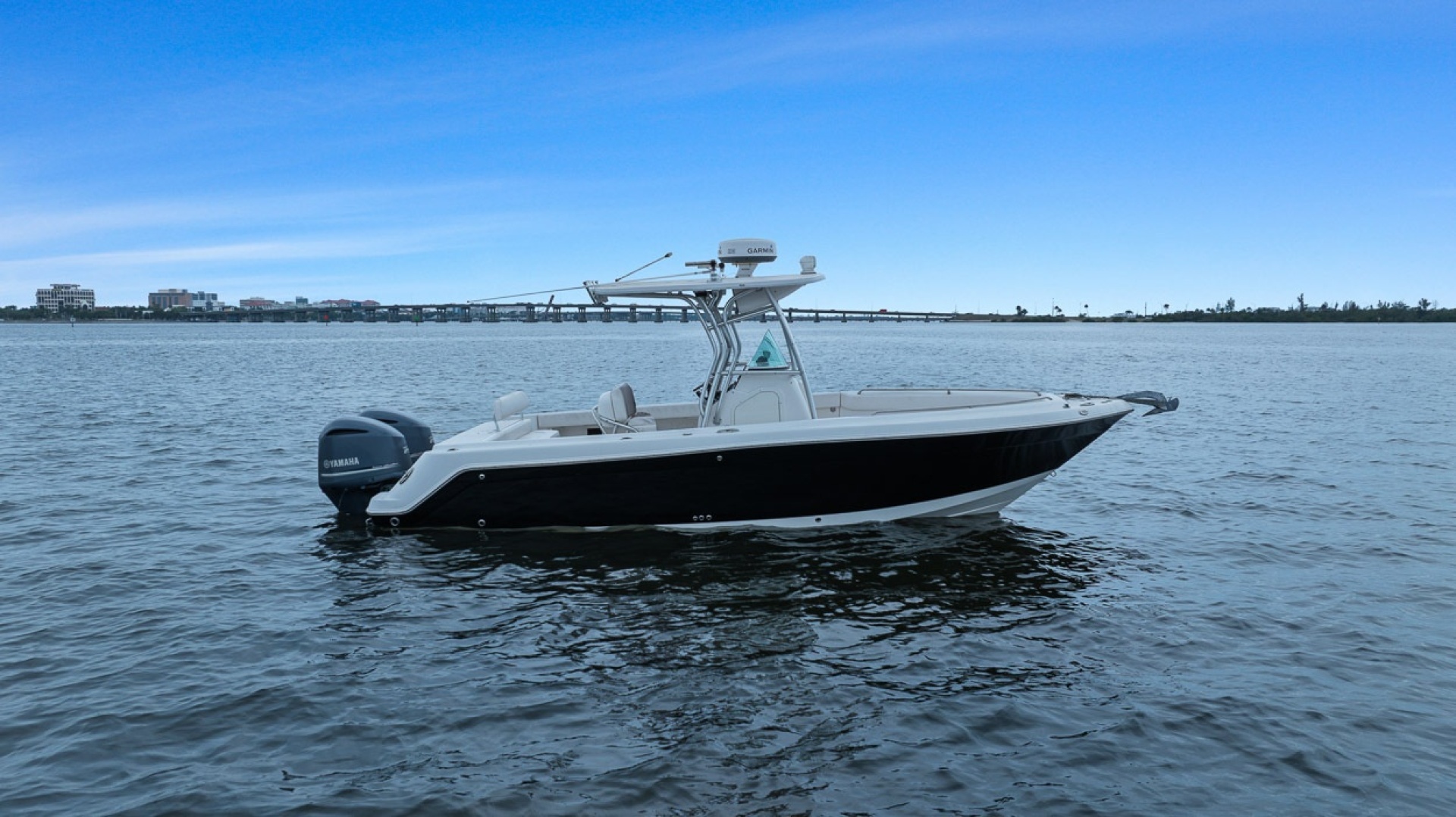 2013 Robalo R260
