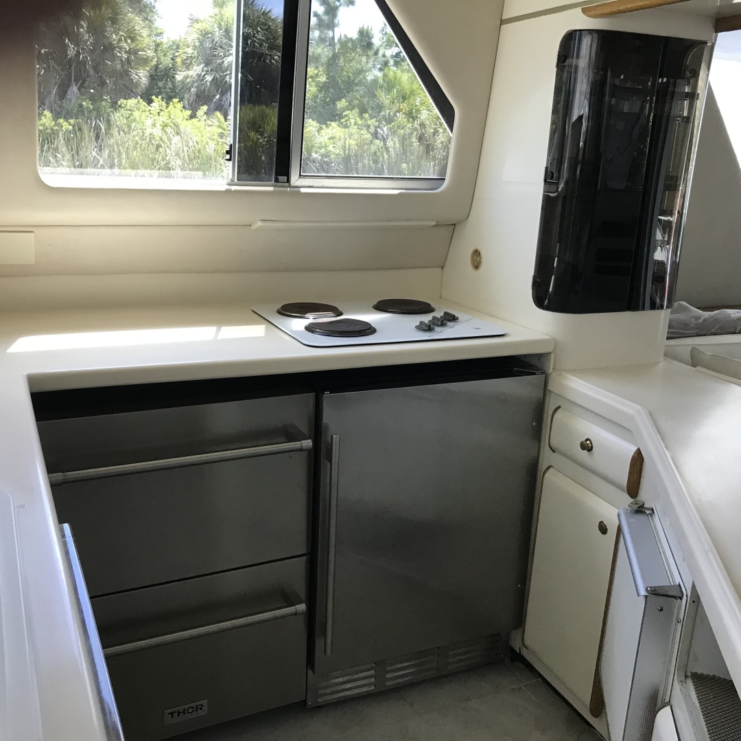 1995 Sea Ray 550