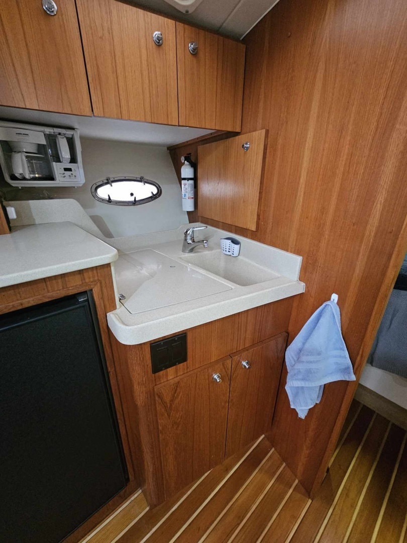 1998 Tiara Yachts 3500 Open