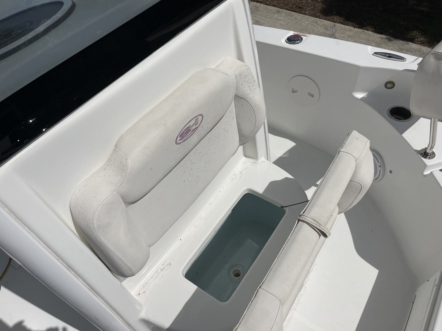 25ft Sea Hunt Yacht For Sale