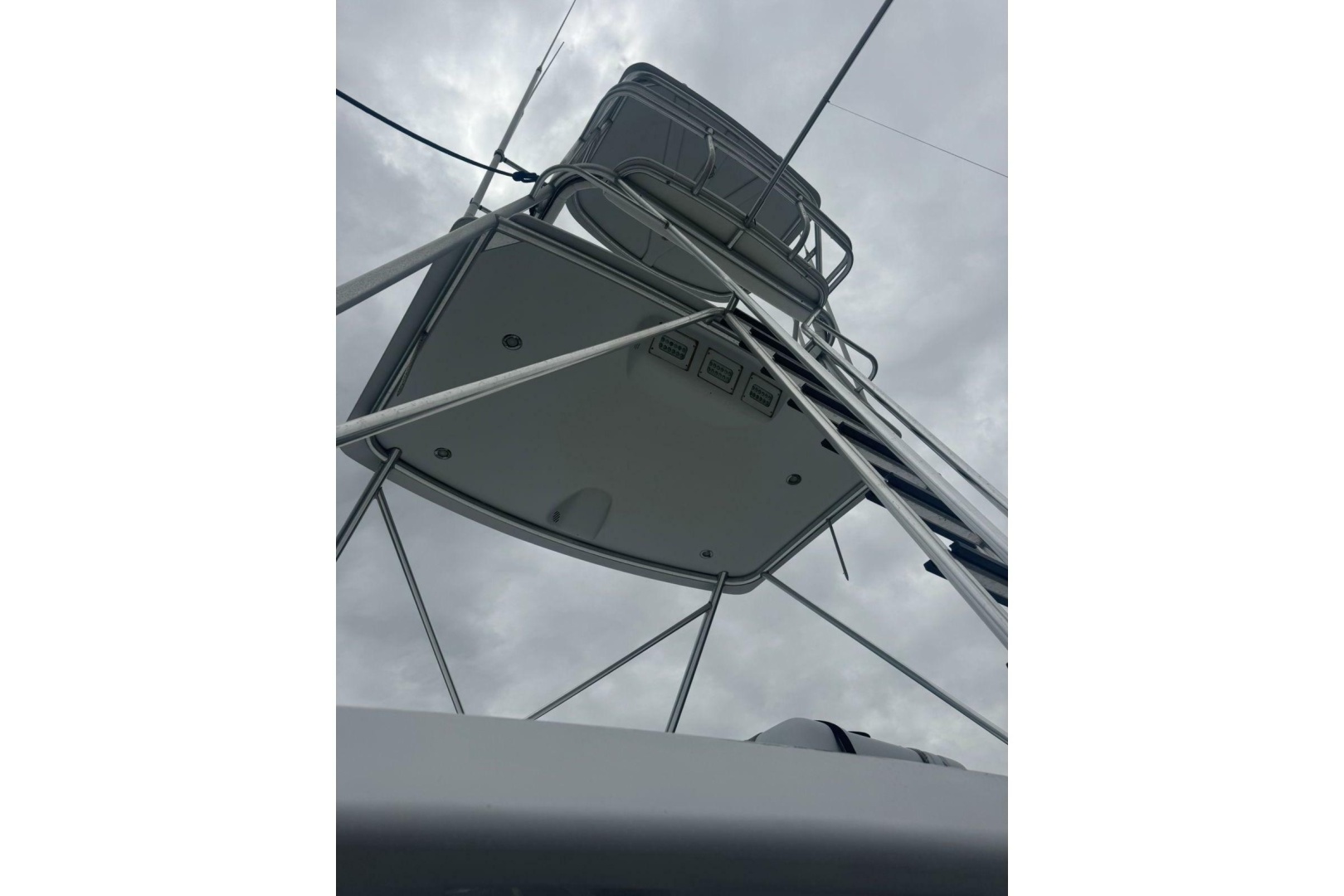 2007 Hatteras 