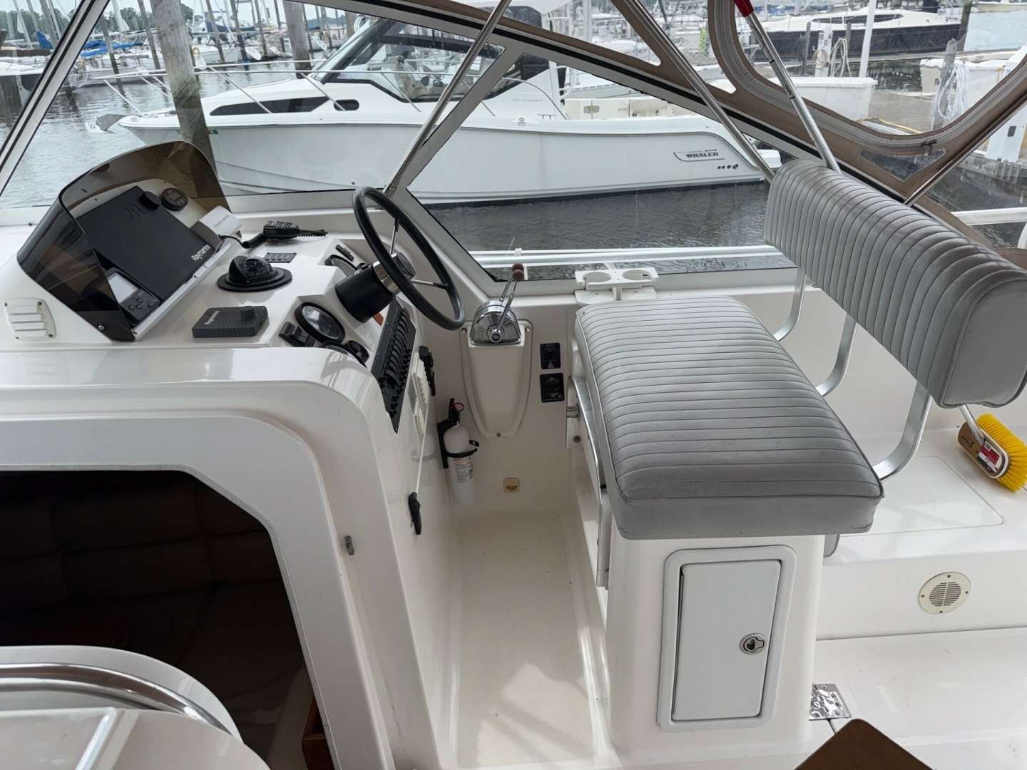 2003 Mainship 34' Pilot