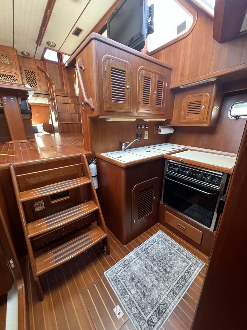 36ft Heritage East Yacht For Sale