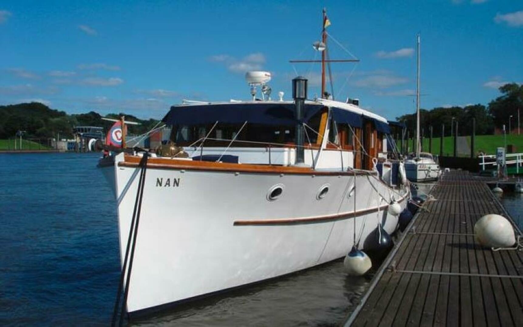 NAN 50ft Monk Yacht For Sale