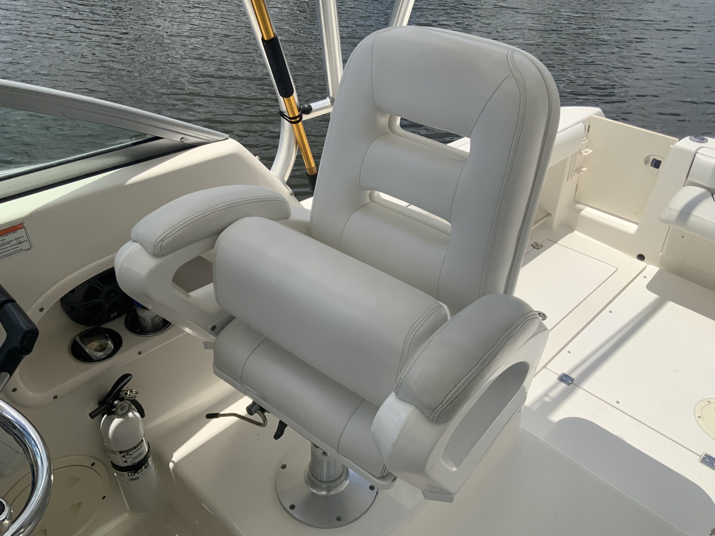 2007 Robalo R305WA 30ft Robalo Yacht For Sale 2007 Robalo R305WA 30ft Robalo Yacht For Sale