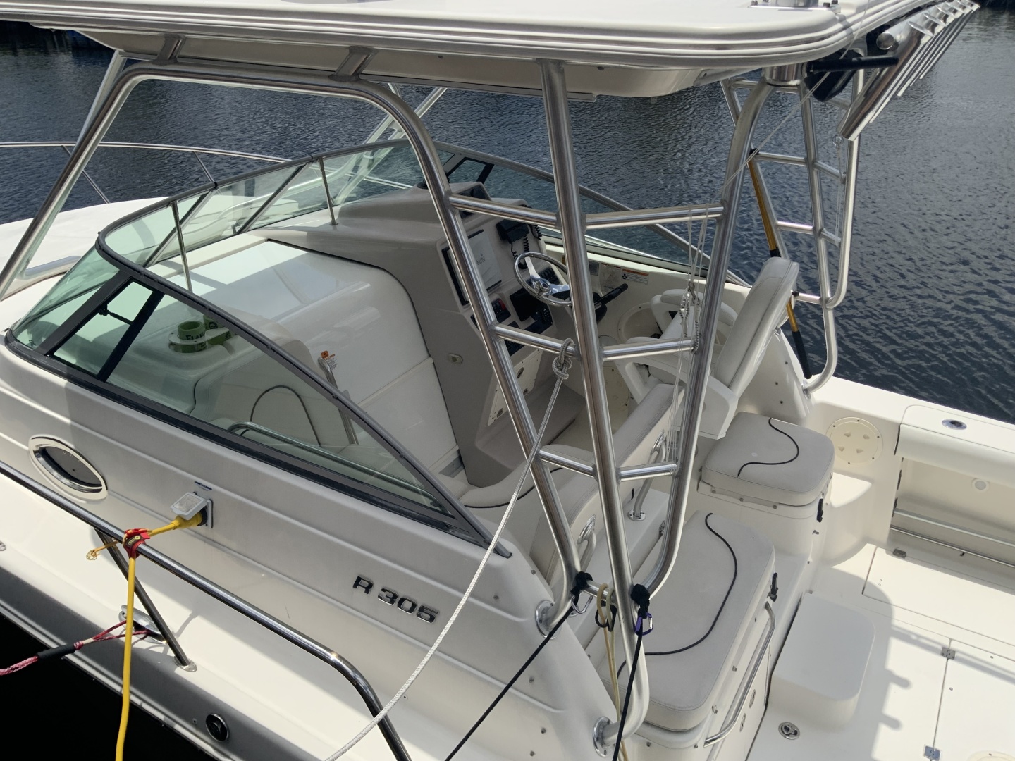 2007 Robalo R305WA 30ft Robalo Yacht For Sale 2007 Robalo R305WA 30ft Robalo Yacht For Sale
