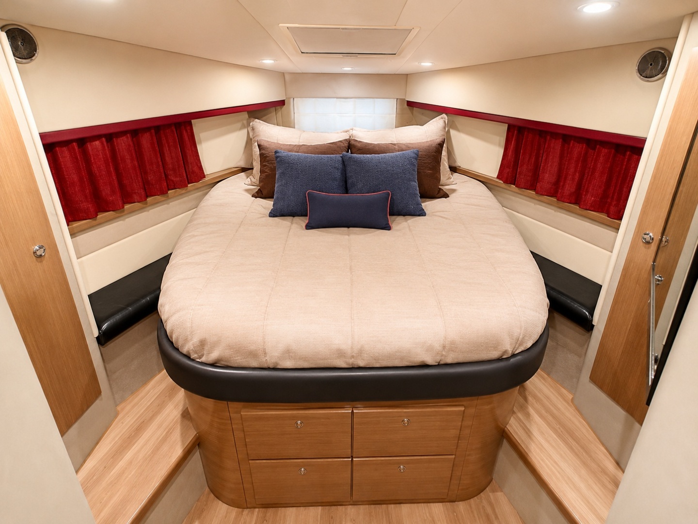 Stellar 45ft Formula Yacht For Sale