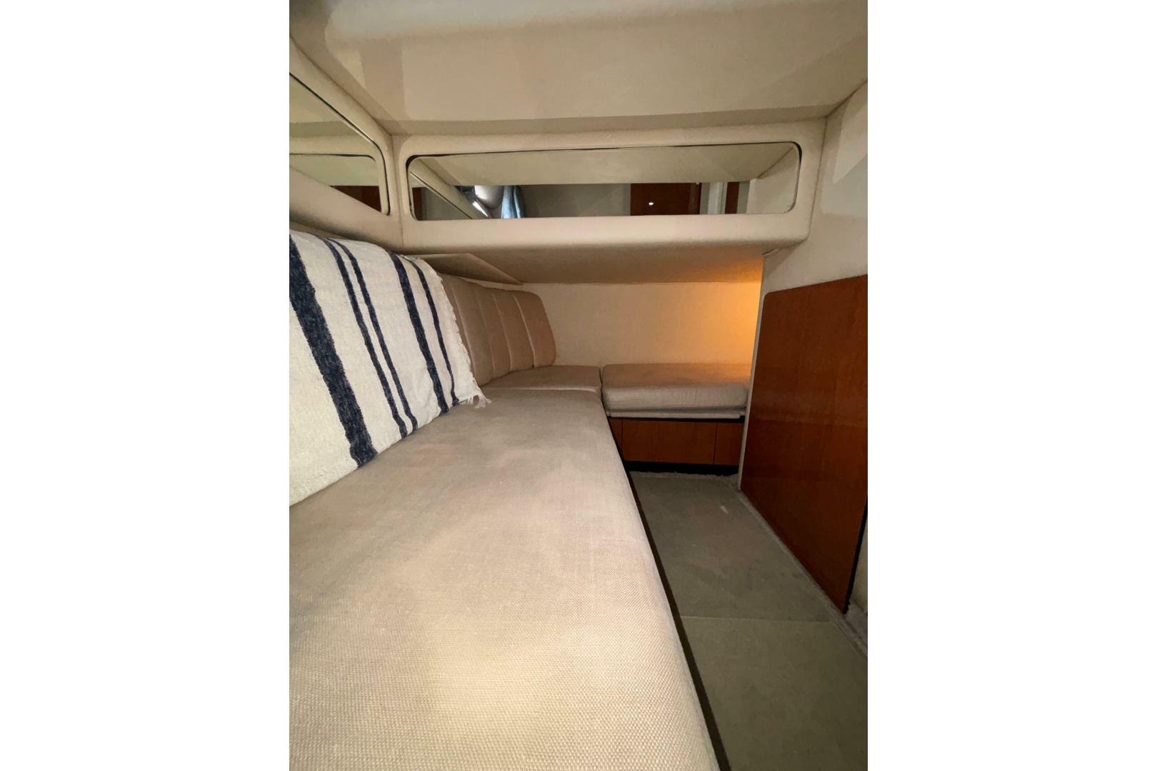 1999 Sea Ray 480 Sedan Bridge