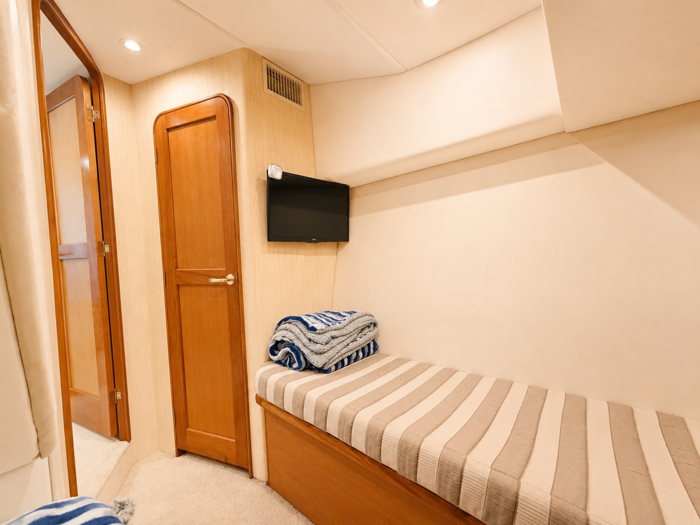 Alacrity 50ft Ocean Yachts Yacht For Sale