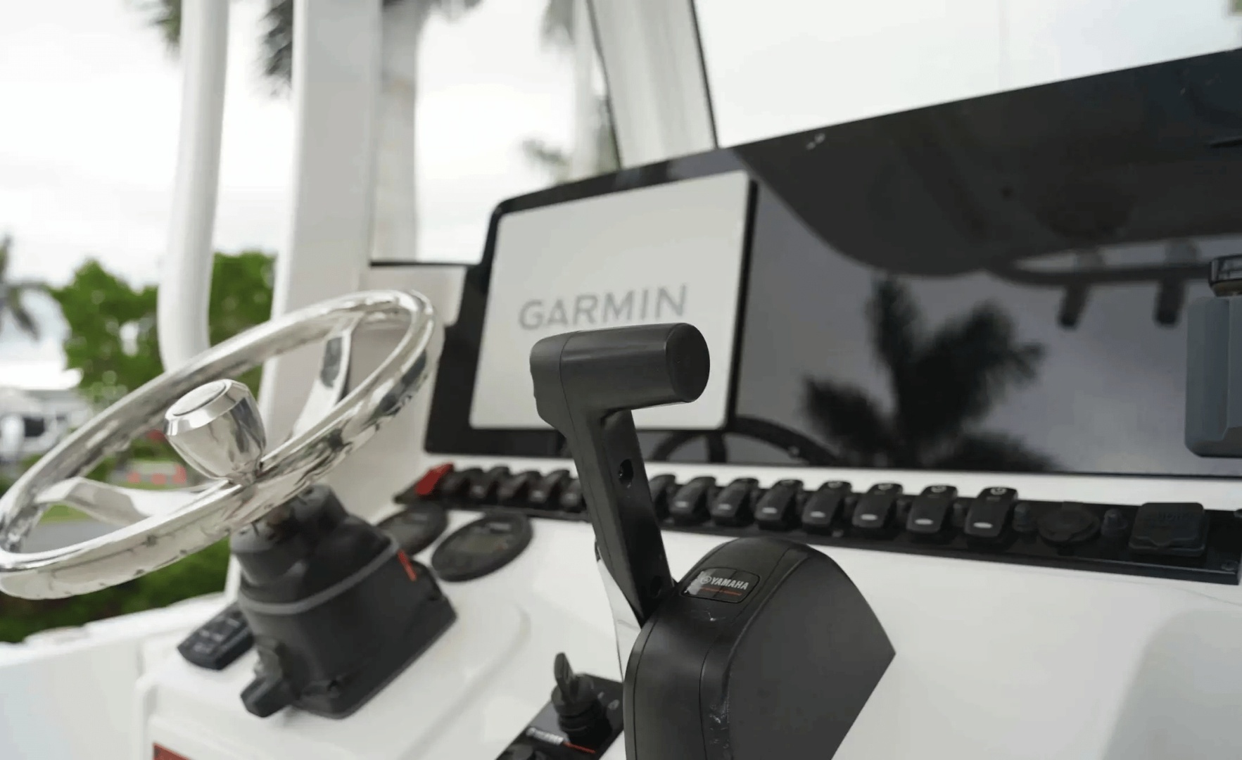 2026 Sea Hunt Ultra 235SE